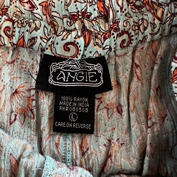 Shorts - Picture 2 of 2